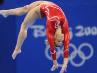 FB体育在线-骑士对阵热火，塔图姆关键回合不手软，绿军新王在迈阿密炼狱中加冕