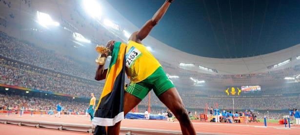 FB赛事直播-赛道上的逆袭，红牛二队轻取威廉姆斯，周冠宇关键制胜