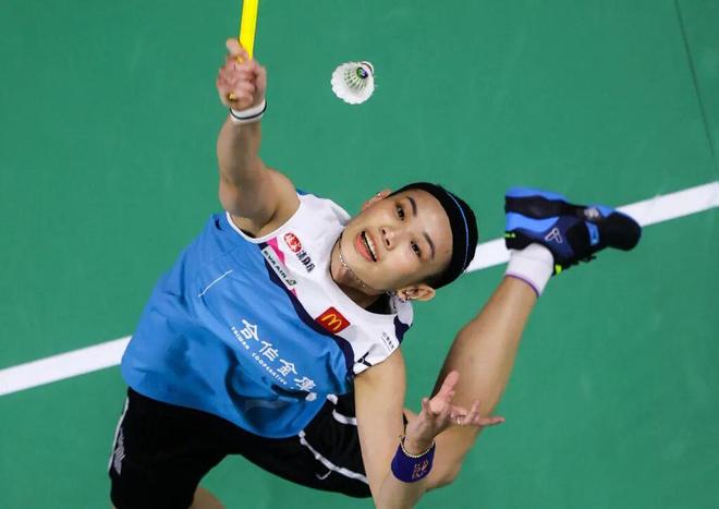 关于中国羽毛球队完胜英格兰羽毛球队,戴资颖惊艳世界的信息 关于中国羽毛球队完胜英格兰羽毛球队,戴资颖惊艳世界的信息