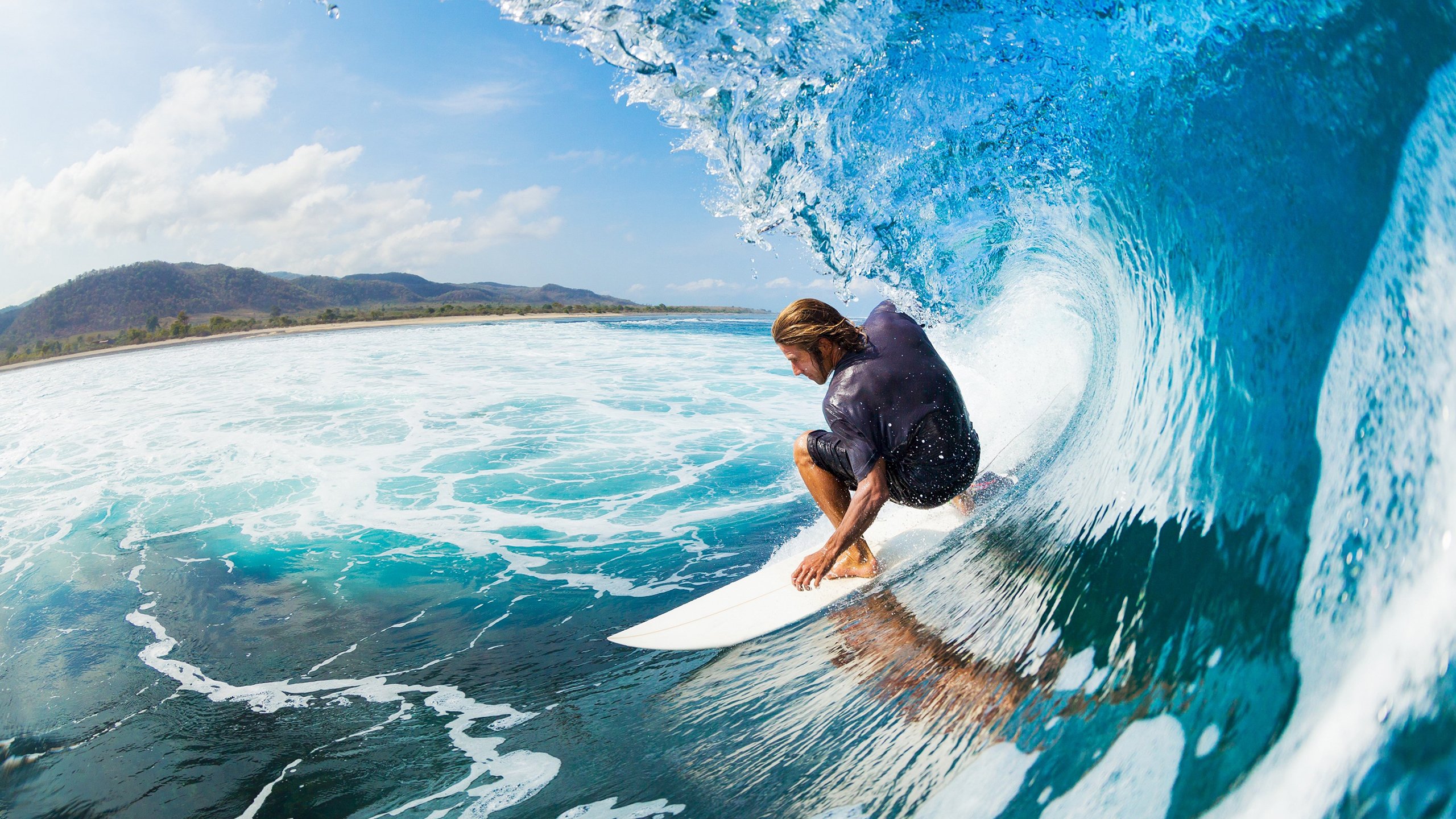 东决关键战焦点战，皇马完胜曼城，跨界的胜利隐喻