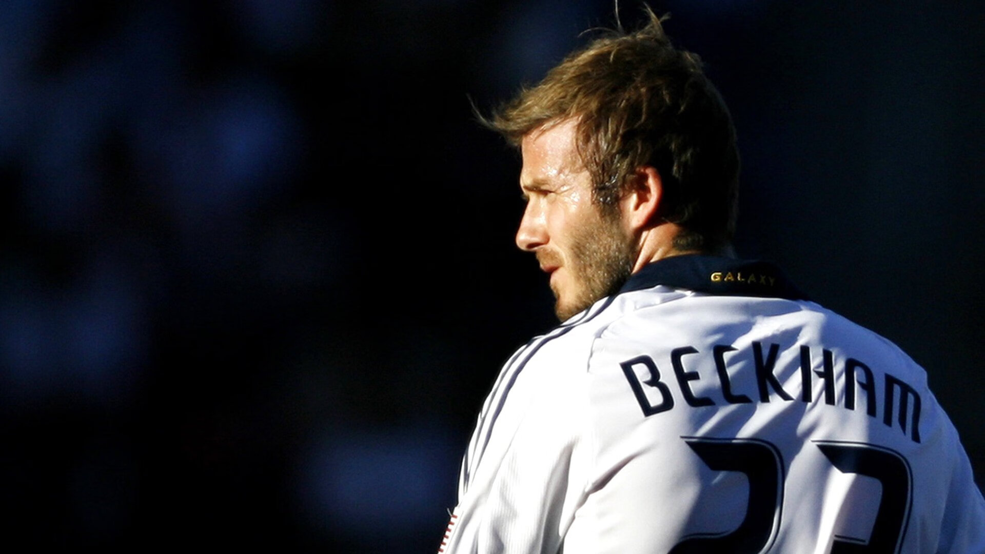 独步绝杀，奥恰洛夫刷新纪录之夜，英格兰队终结葡萄牙神话